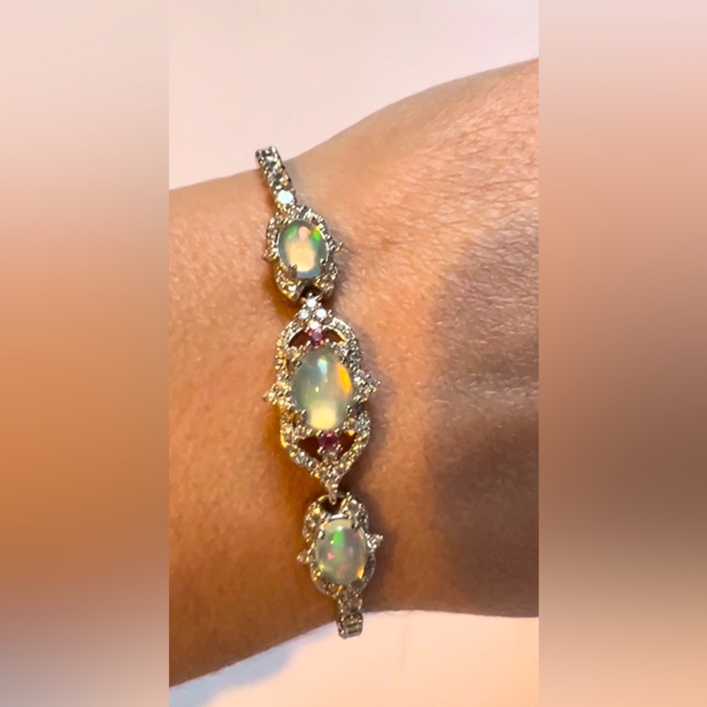 BAO2 HIGH-Quality Natural Ethiopian Opal Bracelet Rhodium over S925, Blue Hues